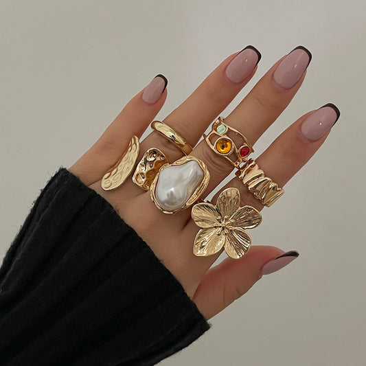 2025 New Irregular Exaggerated Metal Flower Open Rings Women Elegant  Imitation Pearl Ring Jewelry Accessories