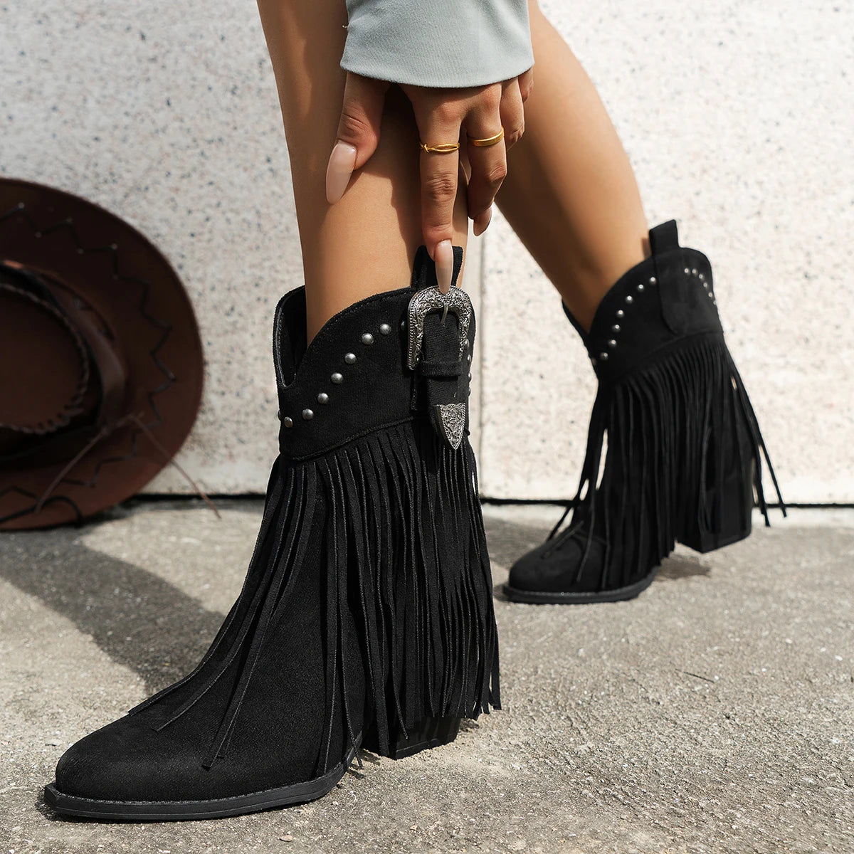 Women's fashion tassel rivet mid western cowboy boots music festival vacation