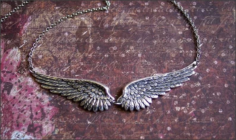 Vintage Angel Wings Feather Choker Big Pendant Aesthetic Link Chains Statement Necklace for Women Collar Gift