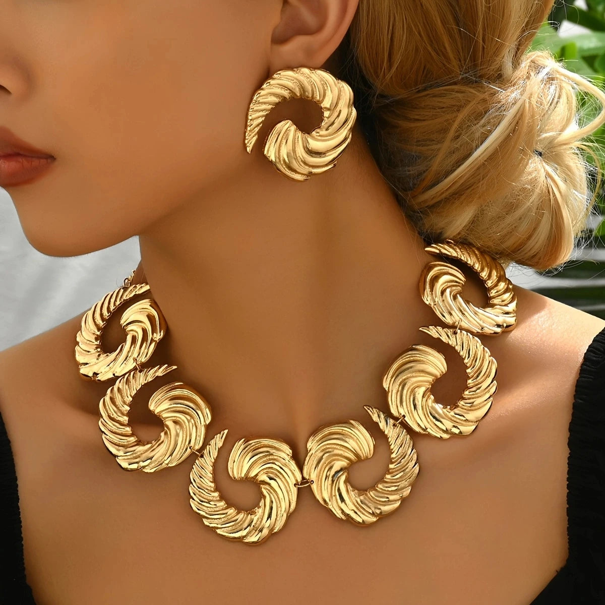 14K Gold Spiral Set, Liquid Metal Necklace & Earrings, Handmade, Timeless Elegance To Red Carpet Glamour