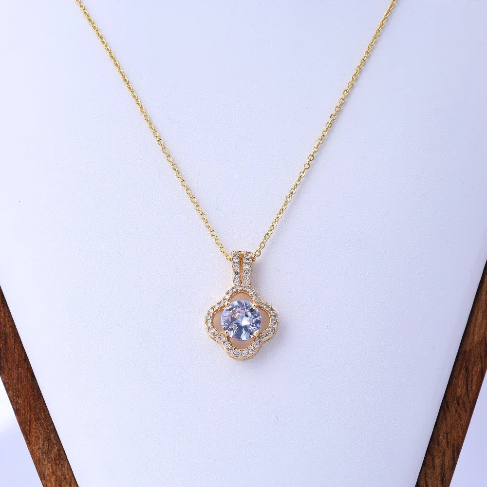Elegant Four-Leaf Clover Full Diamond Necklace for Women High-End Pendant Clavicle Chain