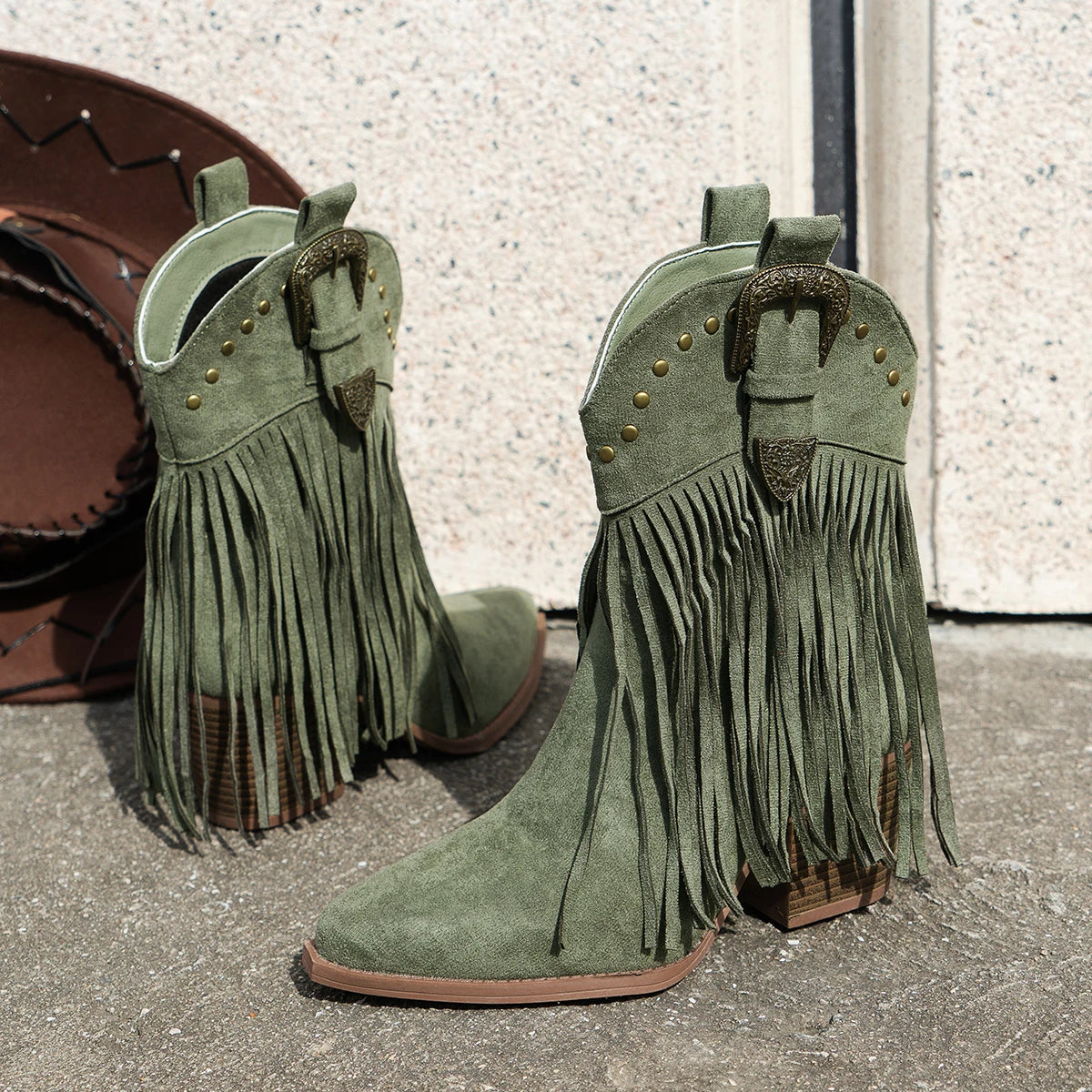 Women's fashion tassel rivet mid western cowboy boots music festival vacation