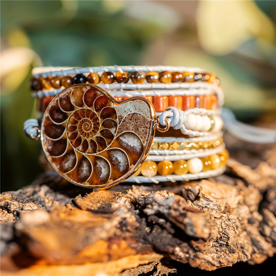 [Bohemian Agate Bracelet] Natural Stone Adjustable Bohemian Snail Agate Bracelet - Vintage-Inspired Multi-Layer Design with Golden-Tone Spiral Accent, Earthy Tones for Casual Attire or Gift