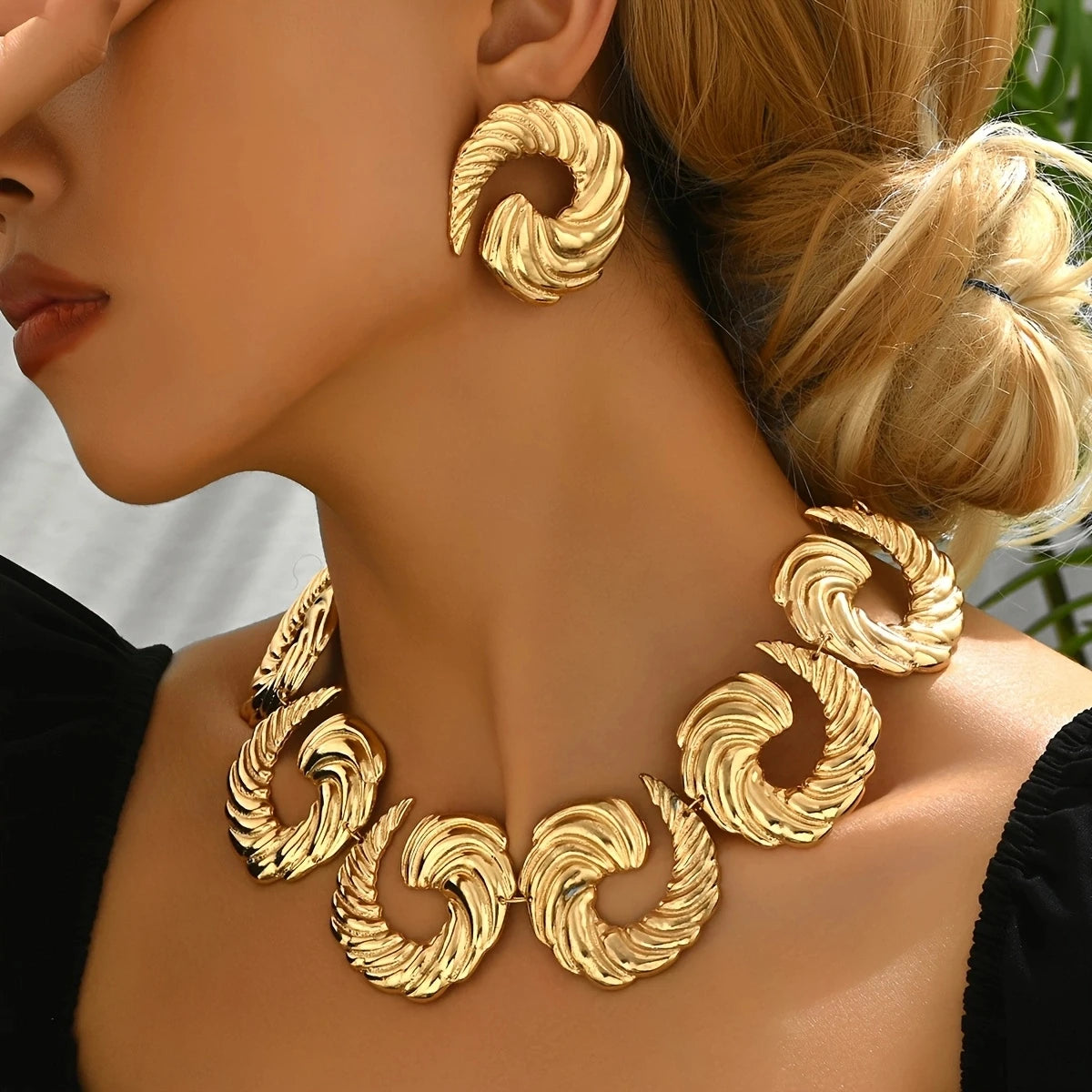 14K Gold Spiral Set, Liquid Metal Necklace & Earrings, Handmade, Timeless Elegance To Red Carpet Glamour