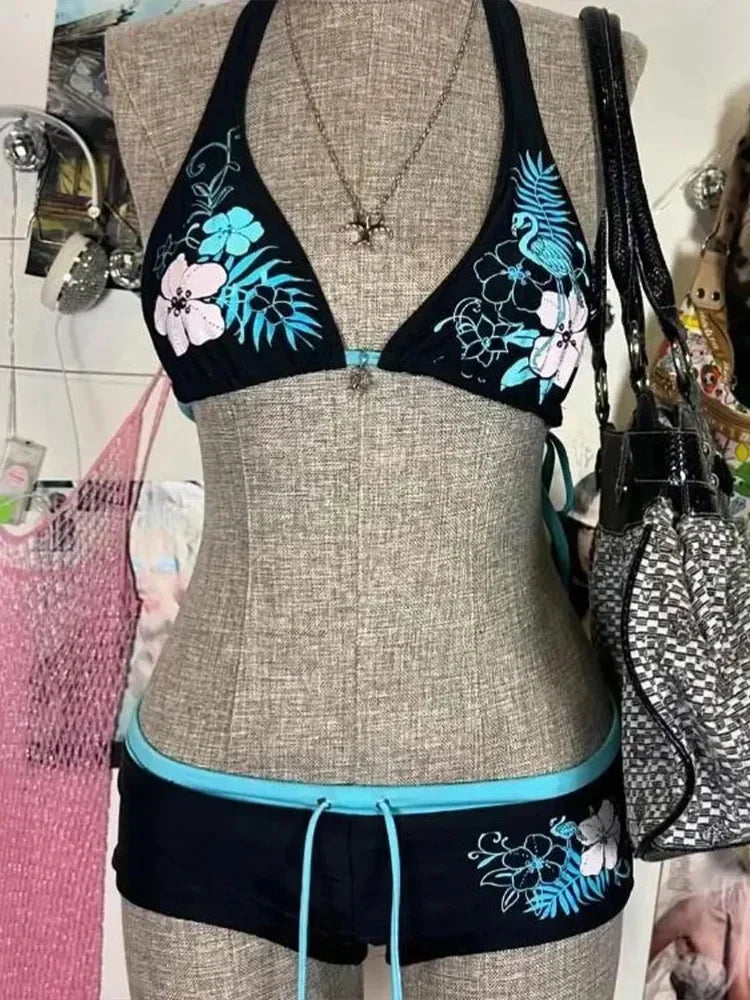 Sexy Hottie Print Laced Up Backless Bikini 2 Piece Set Women Split Swimsuit Beach Bikini 2025 New Summer Swimwear Bikinis Set