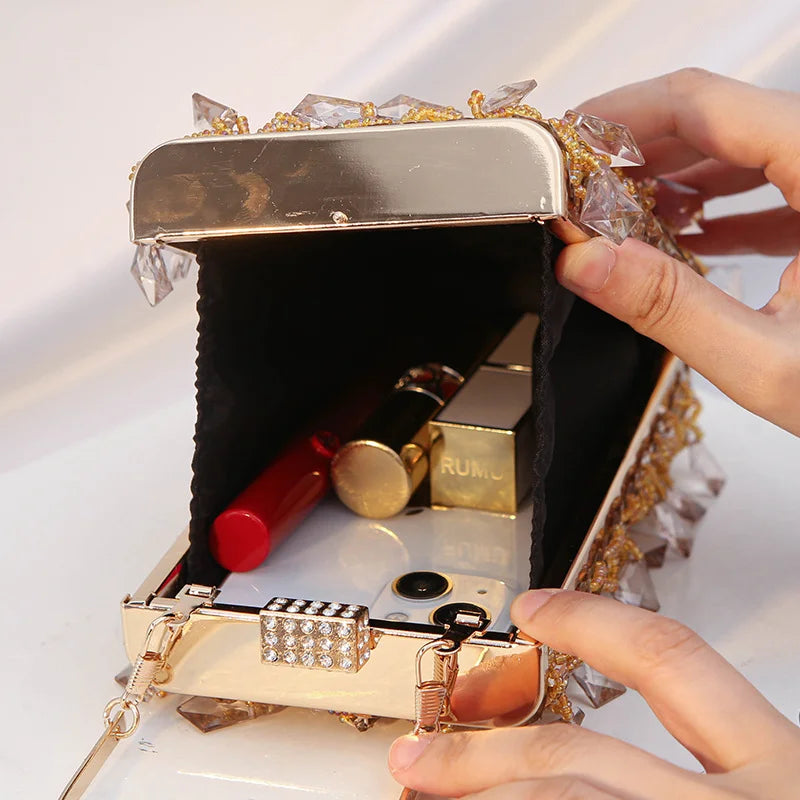 Women's Retro Evening Bags Beaded Embroidered Ladies Clutch Purse Vertical Square Box Shoulder Chain Wedding Party Handbags Bags