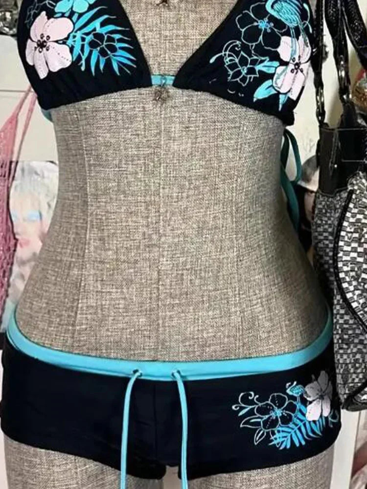 Sexy Hottie Print Laced Up Backless Bikini 2 Piece Set Women Split Swimsuit Beach Bikini 2025 New Summer Swimwear Bikinis Set