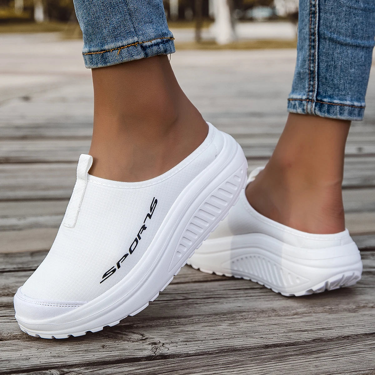 Summer women's one foot sports shoes breathable thin mesh lazy shoes toe cap half drag sandals women's style