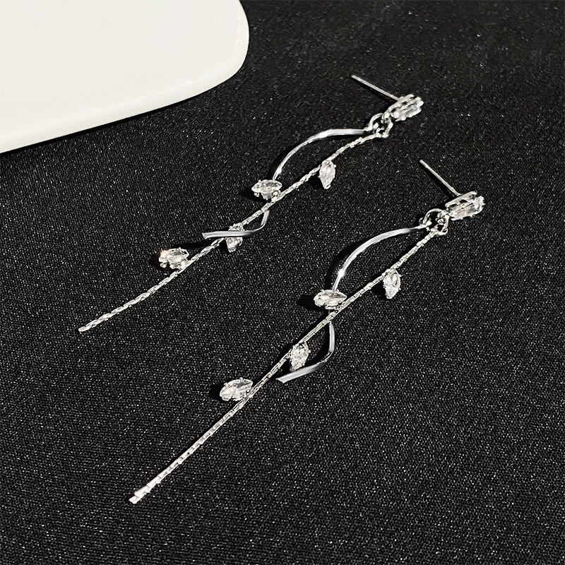 French Luxury Sweet Romantic Long Zircon Tassel Twisted Earrings for Women Jewelry Gift