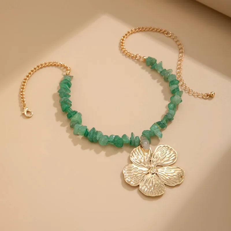 Bohemian Gravel Line Beaded Necklace, Vintage Five-petaled Flower Pendant Collarbone Chain