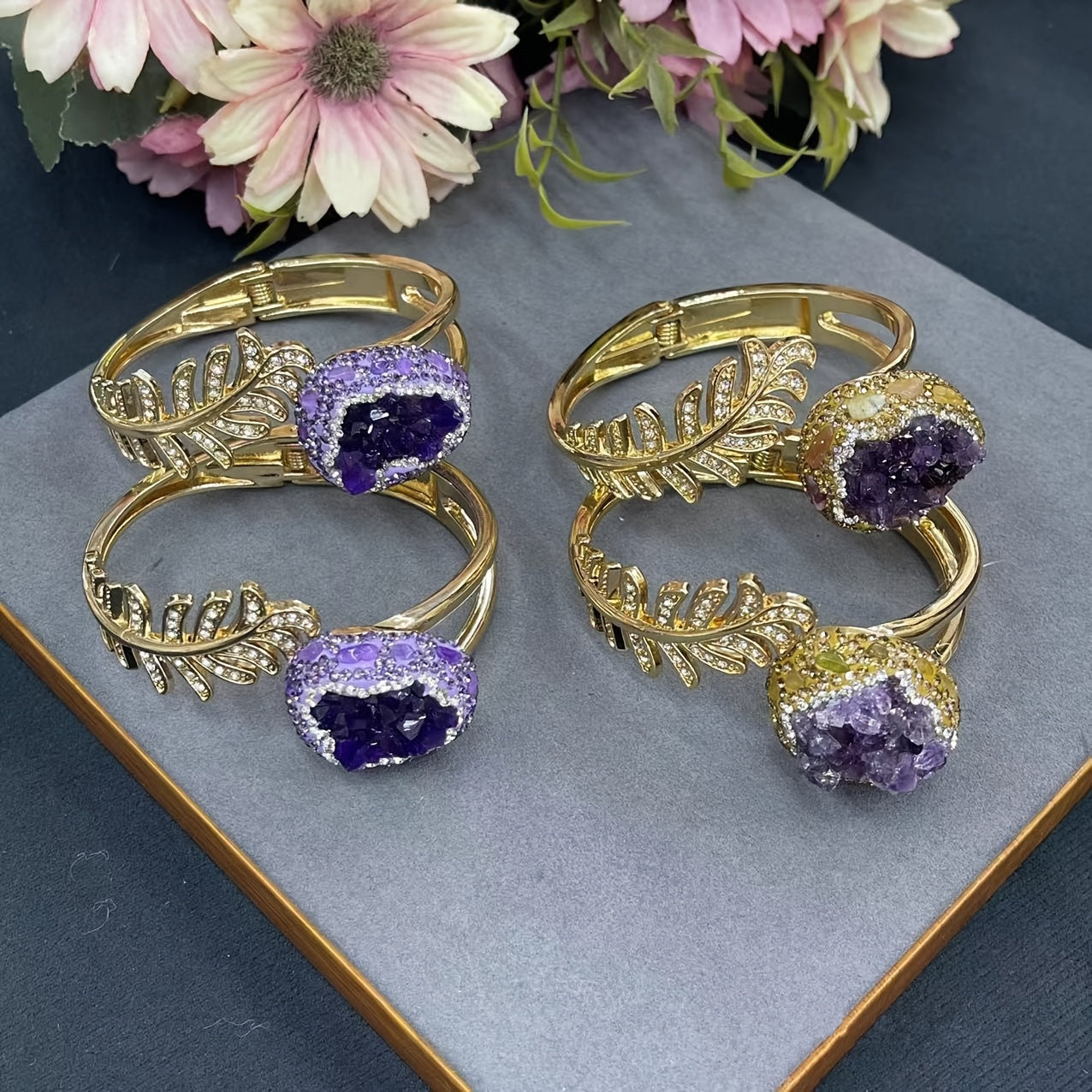 Elegant Golden-Tone Amethyst Leaf Inlay Bracelet - Bohemian Style, Perfect for Gifting, All-Season Versatile Jewelry, Gift Bracelet|Bohemian Style Bracelet|Intricate Leaf Design, Amethyst Jewelry