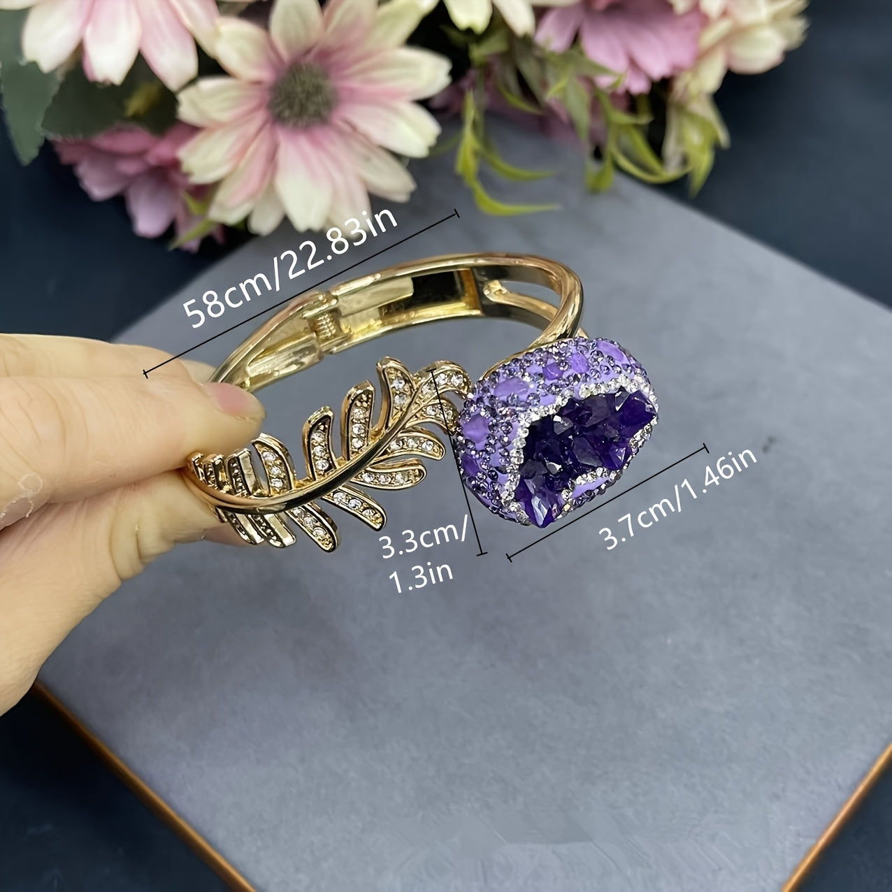Elegant Golden-Tone Amethyst Leaf Inlay Bracelet - Bohemian Style, Perfect for Gifting, All-Season Versatile Jewelry, Gift Bracelet|Bohemian Style Bracelet|Intricate Leaf Design, Amethyst Jewelry